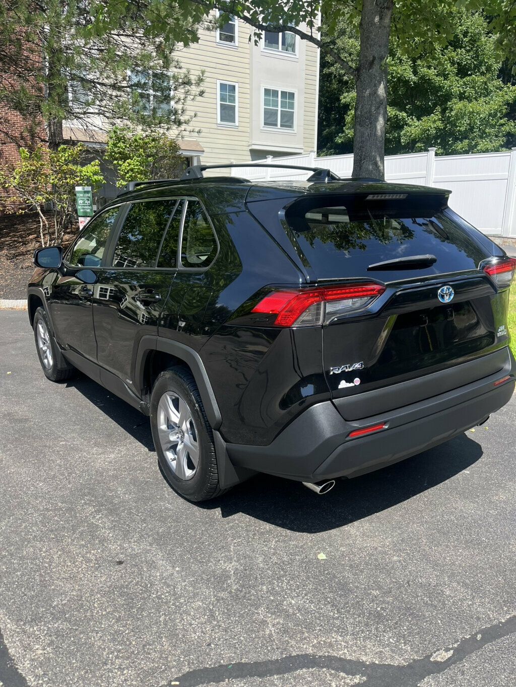 2022 Toyota RAV4 Hybrid XLE AWD - 23065147 - 5