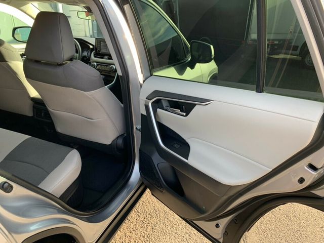 2022 Toyota RAV4 Hybrid XLE AWD - 22963090 - 28