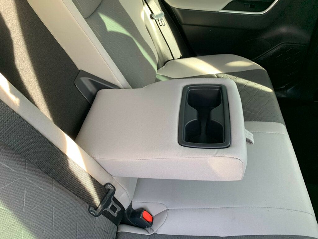 2022 Toyota RAV4 Hybrid XLE AWD - 22963090 - 29