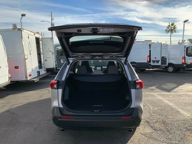 2022 Toyota RAV4 Hybrid XLE AWD - 22963090 - 35