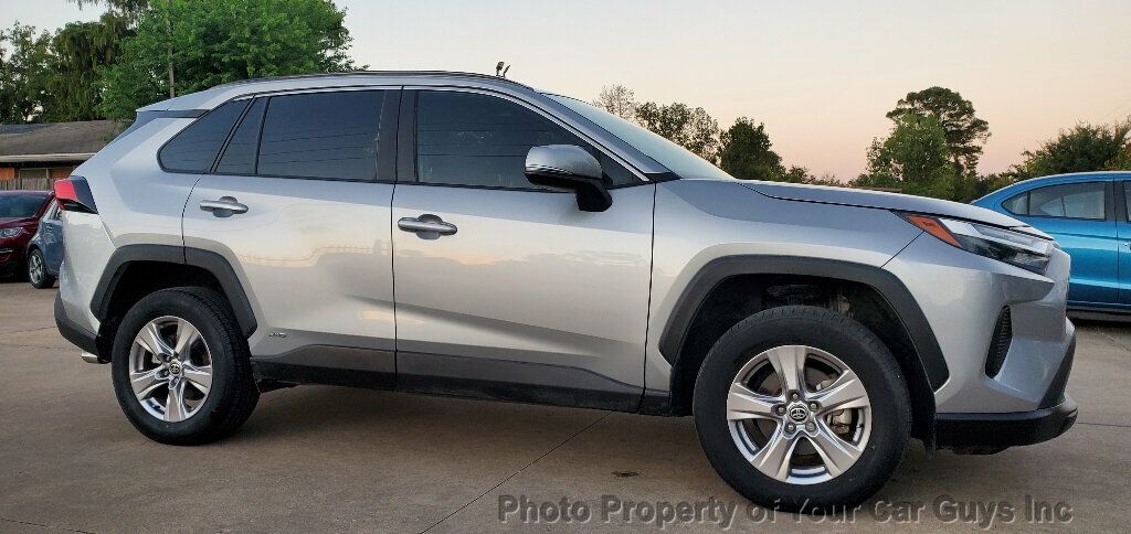 2022 Toyota RAV4 Hybrid XLE AWD - 22930253 - 10