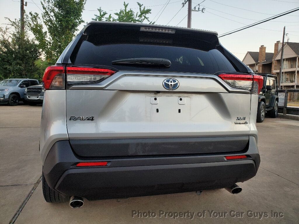 2022 Toyota RAV4 Hybrid XLE AWD - 22930253 - 17