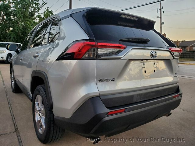 2022 Toyota RAV4 Hybrid XLE AWD - 22930253 - 18