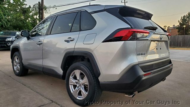2022 Toyota RAV4 Hybrid XLE AWD - 22930253 - 19