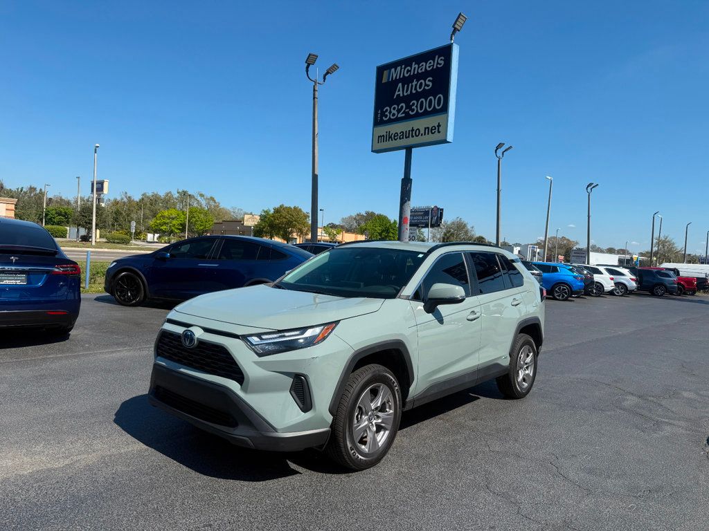 2022 Toyota RAV4 Hybrid XLE AWD - 22783120 - 0