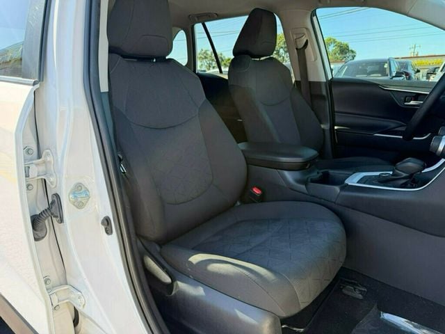 2022 Toyota RAV4 Hybrid XLE AWD - 23028510 - 13