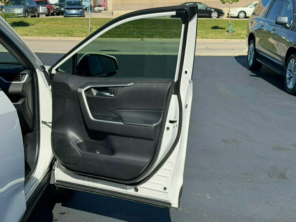 2022 Toyota RAV4 Hybrid XLE AWD - 23028510 - 18