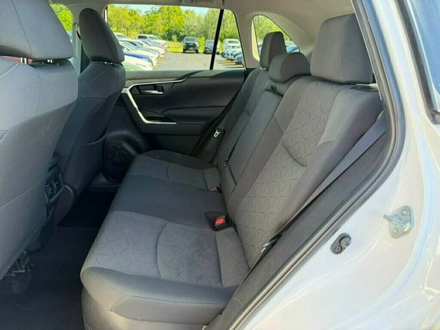 2022 Toyota RAV4 Hybrid XLE AWD - 23028510 - 20