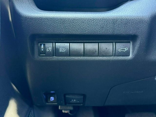 2022 Toyota RAV4 Hybrid XLE AWD - 23028510 - 30
