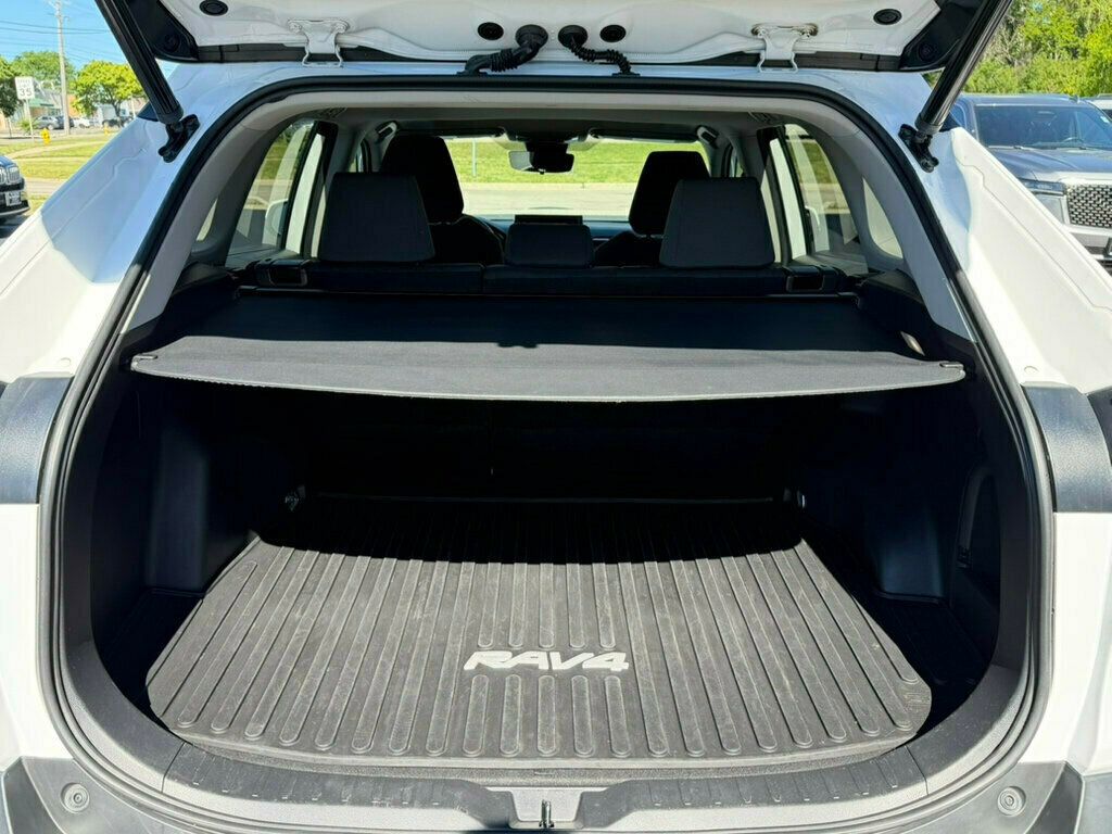 2022 Toyota RAV4 Hybrid XLE AWD - 23028510 - 36