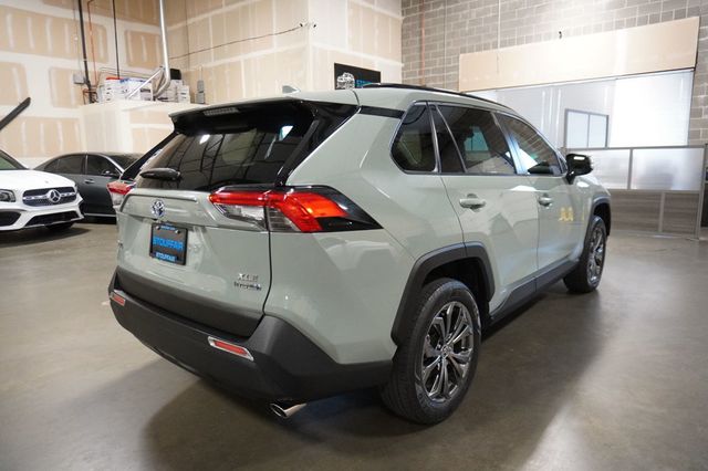 2022 Toyota RAV4 Hybrid XLE Premium AWD - 23037195 - 3