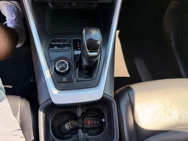 2022 Toyota RAV4 Hybrid XLE Premium AWD - 22922268 - 25