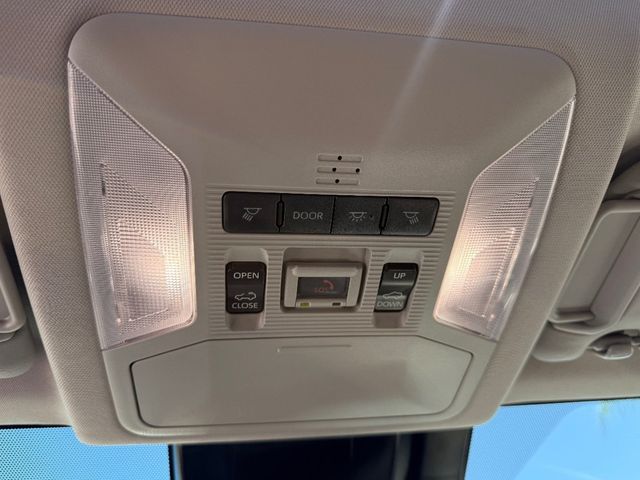 2022 Toyota RAV4 Hybrid XLE Premium AWD - 22922268 - 26