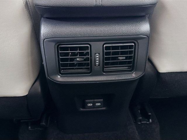 2022 Toyota RAV4 Hybrid XLE Premium AWD - 22969701 - 25
