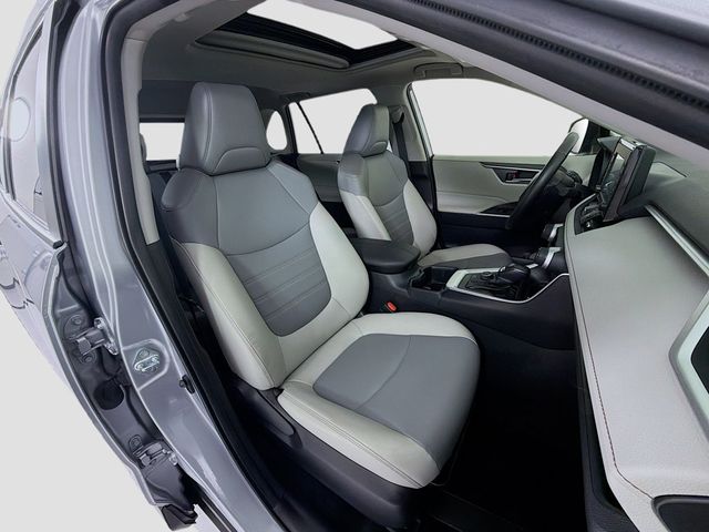 2022 Toyota RAV4 Hybrid XLE Premium AWD - 22969701 - 28