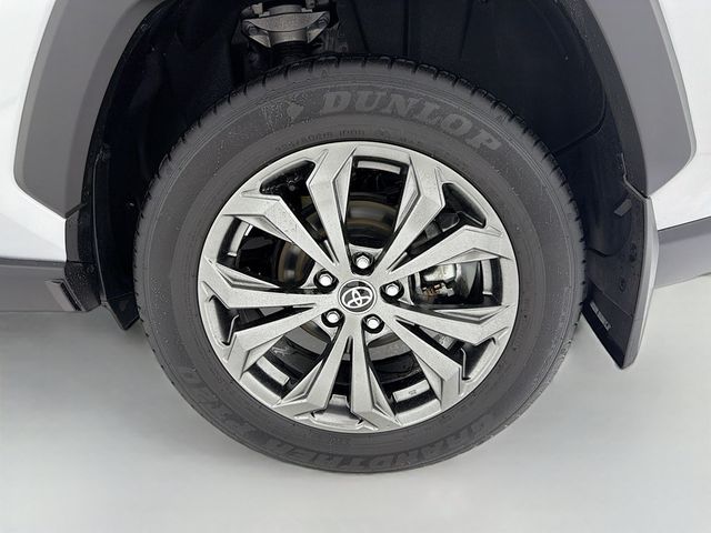 2022 Toyota RAV4 Hybrid XLE Premium AWD - 22969701 - 34