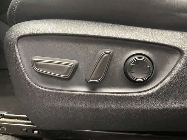 2022 Toyota RAV4 Hybrid XLE Premium AWD - 22942115 - 13