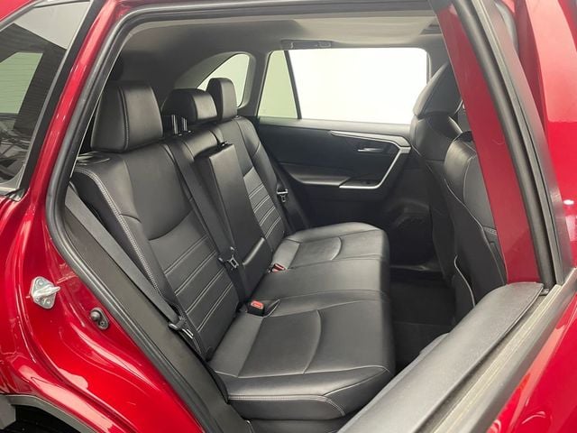 2022 Toyota RAV4 Hybrid XLE Premium AWD - 22942115 - 37