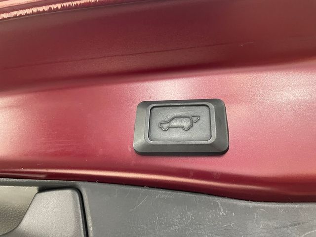 2022 Toyota RAV4 Hybrid XLE Premium AWD - 22942115 - 42