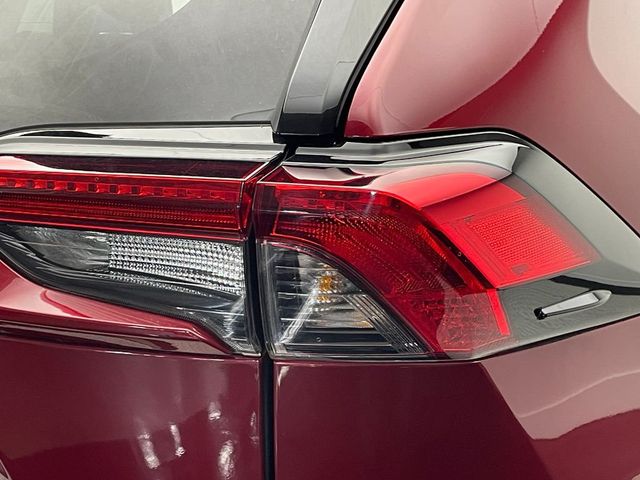 2022 Toyota RAV4 Hybrid XLE Premium AWD - 22942115 - 43