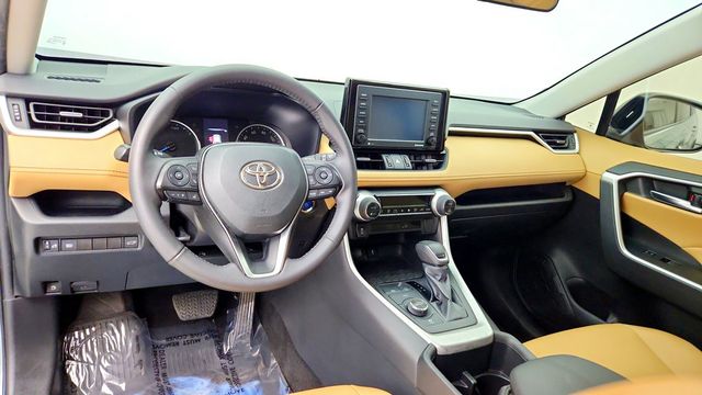 2022 Toyota RAV4 Hybrid XLE Premium AWD - 23102041 - 12