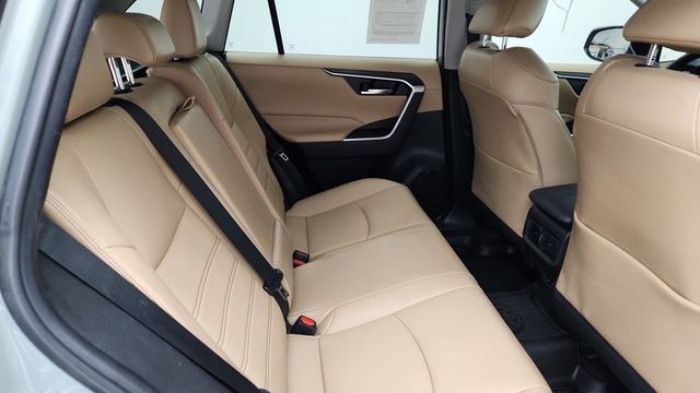 2022 Toyota RAV4 Hybrid XLE Premium AWD - 23102041 - 22
