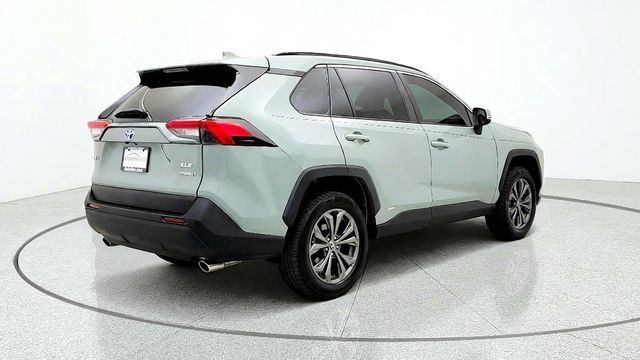 2022 Toyota RAV4 Hybrid XLE Premium AWD - 23102041 - 4