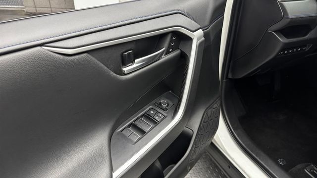 2022 Toyota RAV4 Hybrid XSE AWD - 23028011 - 13