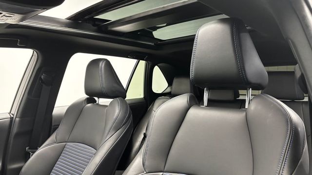 2022 Toyota RAV4 Hybrid XSE AWD - 23028011 - 17