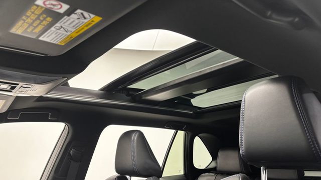 2022 Toyota RAV4 Hybrid XSE AWD - 23028011 - 18