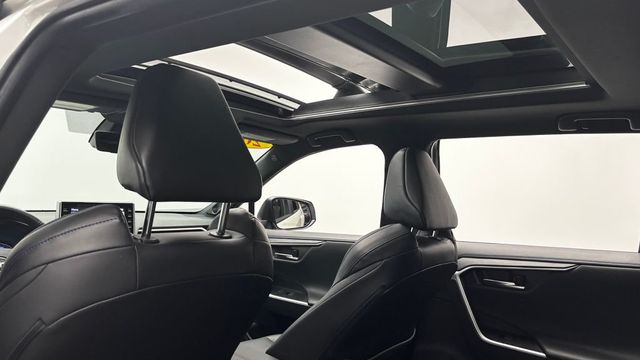2022 Toyota RAV4 Hybrid XSE AWD - 23028011 - 36