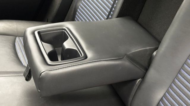 2022 Toyota RAV4 Hybrid XSE AWD - 23028011 - 37