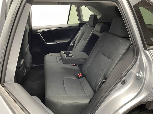 2022 Toyota RAV4 LE AWD - 22933315 - 32