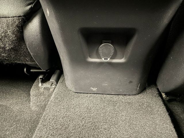 2022 Toyota RAV4 LE AWD - 22933315 - 36