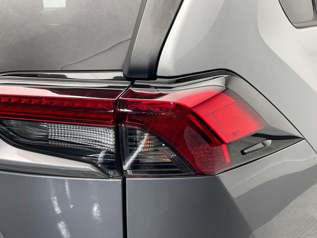 2022 Toyota RAV4 LE AWD - 22933315 - 39