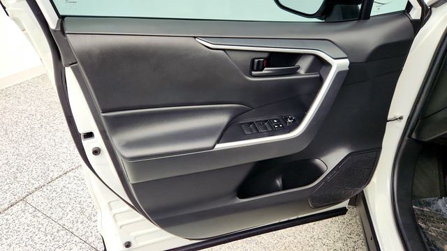 2022 Toyota RAV4 LE AWD - 22968468 - 9