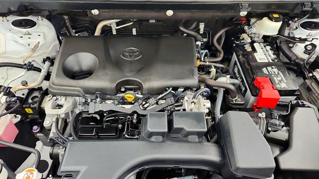 2022 Toyota RAV4 LE AWD - 22968468 - 24