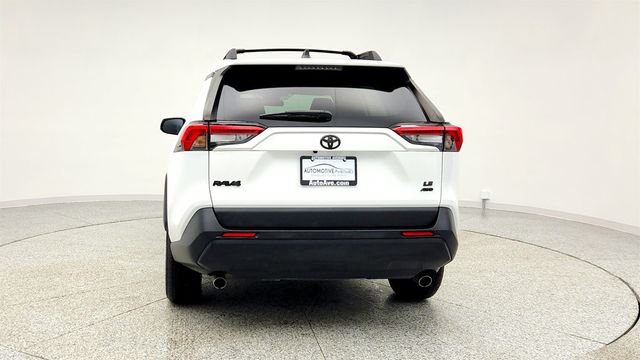 2022 Toyota RAV4 LE AWD - 22968468 - 5