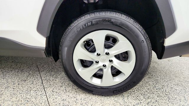 2022 Toyota RAV4 LE AWD - 22968468 - 8