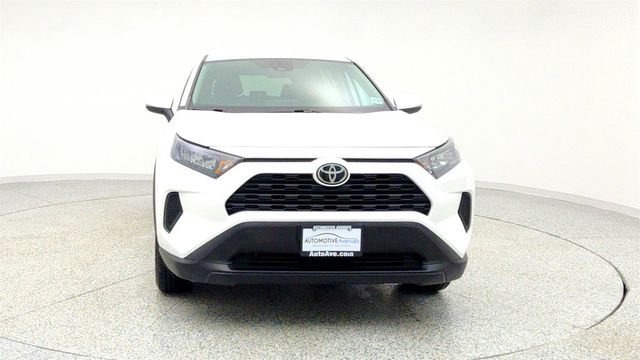 2022 Toyota RAV4 LE AWD with Blind Spot Monitor and RCTA - 22960205 - 1