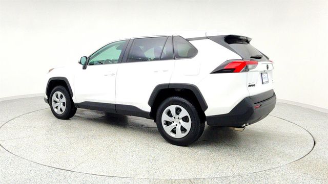 2022 Toyota RAV4 LE AWD with Blind Spot Monitor and RCTA - 22960205 - 6