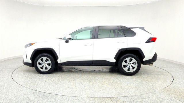 2022 Toyota RAV4 LE AWD with Blind Spot Monitor and RCTA - 22960205 - 7