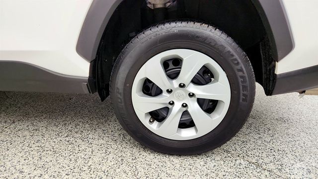 2022 Toyota RAV4 LE AWD with Blind Spot Monitor and RCTA - 22960205 - 8