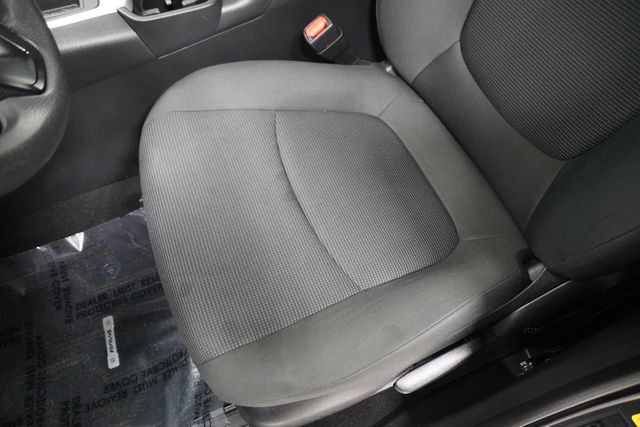 2022 Toyota RAV4 LE FWD - 22950493 - 10