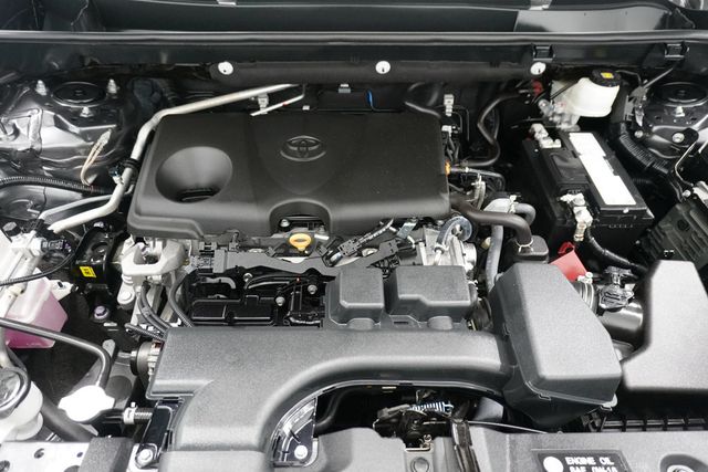 2022 Toyota RAV4 LE FWD - 22950493 - 24