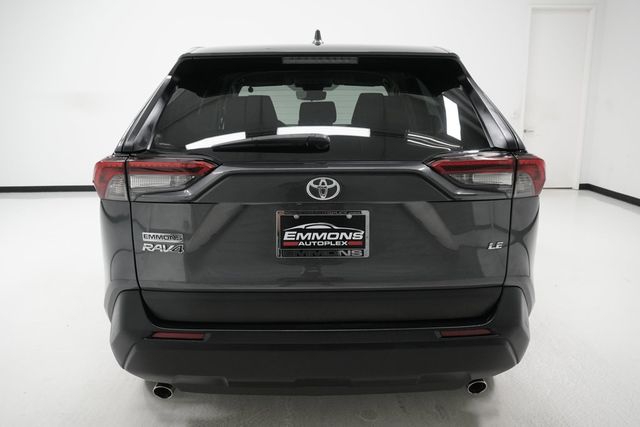 2022 Toyota RAV4 LE FWD - 22950493 - 4