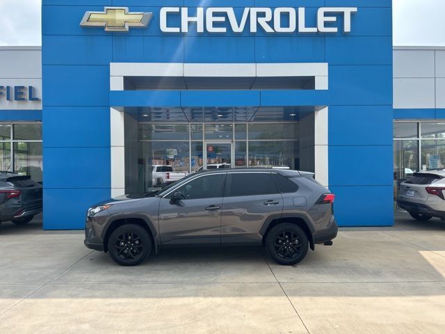 2022 Toyota RAV4 LE FWD - 23027805 - 0
