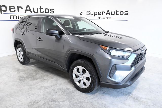 2022 Toyota RAV4 LE FWD - 22740578 - 2