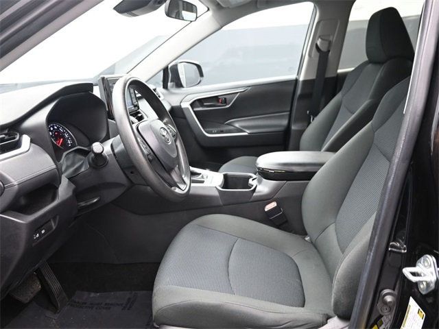 2022 Toyota RAV4 LE FWD - 22978573 - 11