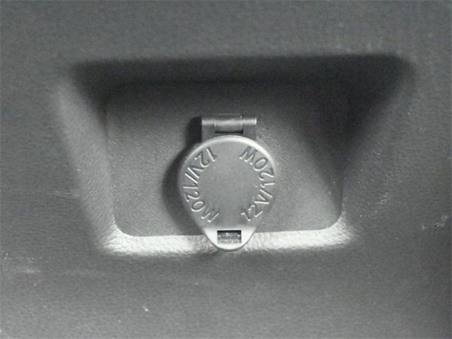 2022 Toyota RAV4 LE FWD - 22978573 - 16